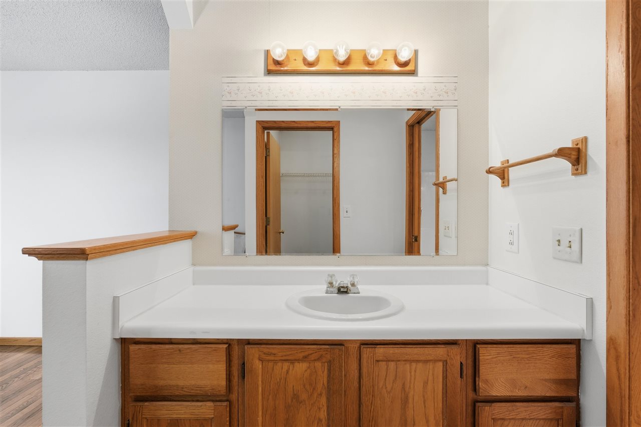 1945 South Ridge Drive Coralville IA 52241