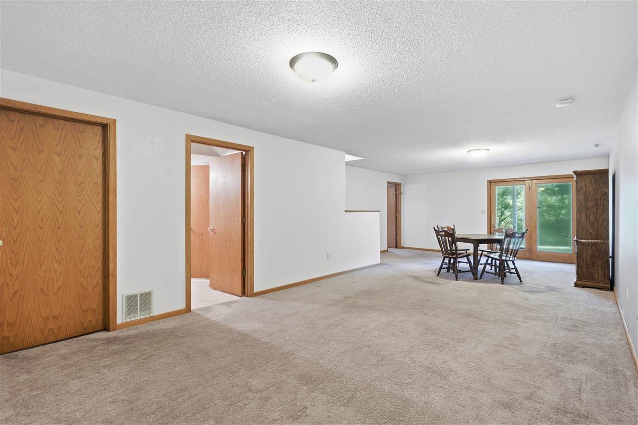 1945 South Ridge Drive Coralville IA 52241