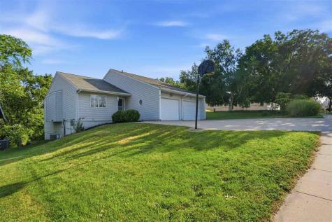 1945 South Ridge Drive Coralville IA 52241