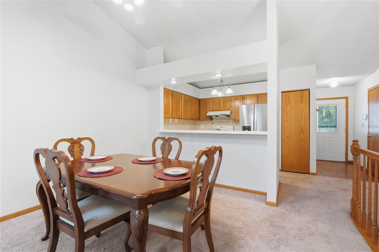 1945 South Ridge Drive Coralville IA 52241