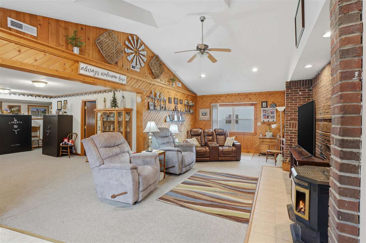 24538 118th Street Columbus Junction IA 52738