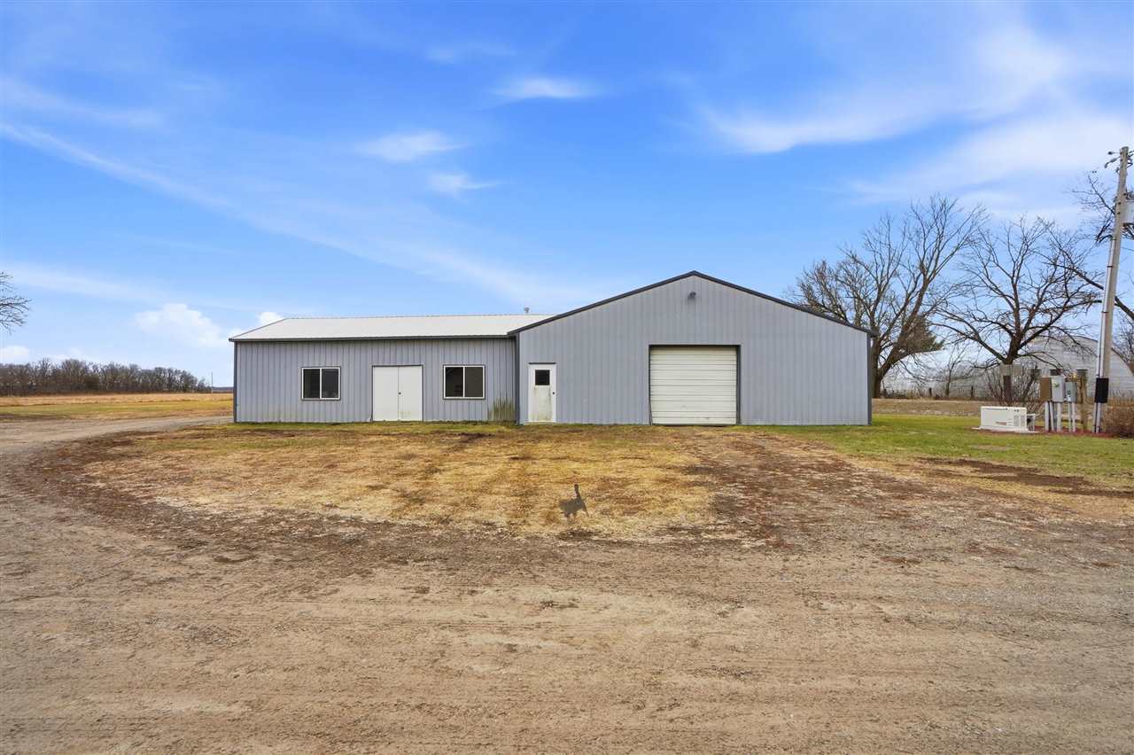 24538 118th Street Columbus Junction IA 52738