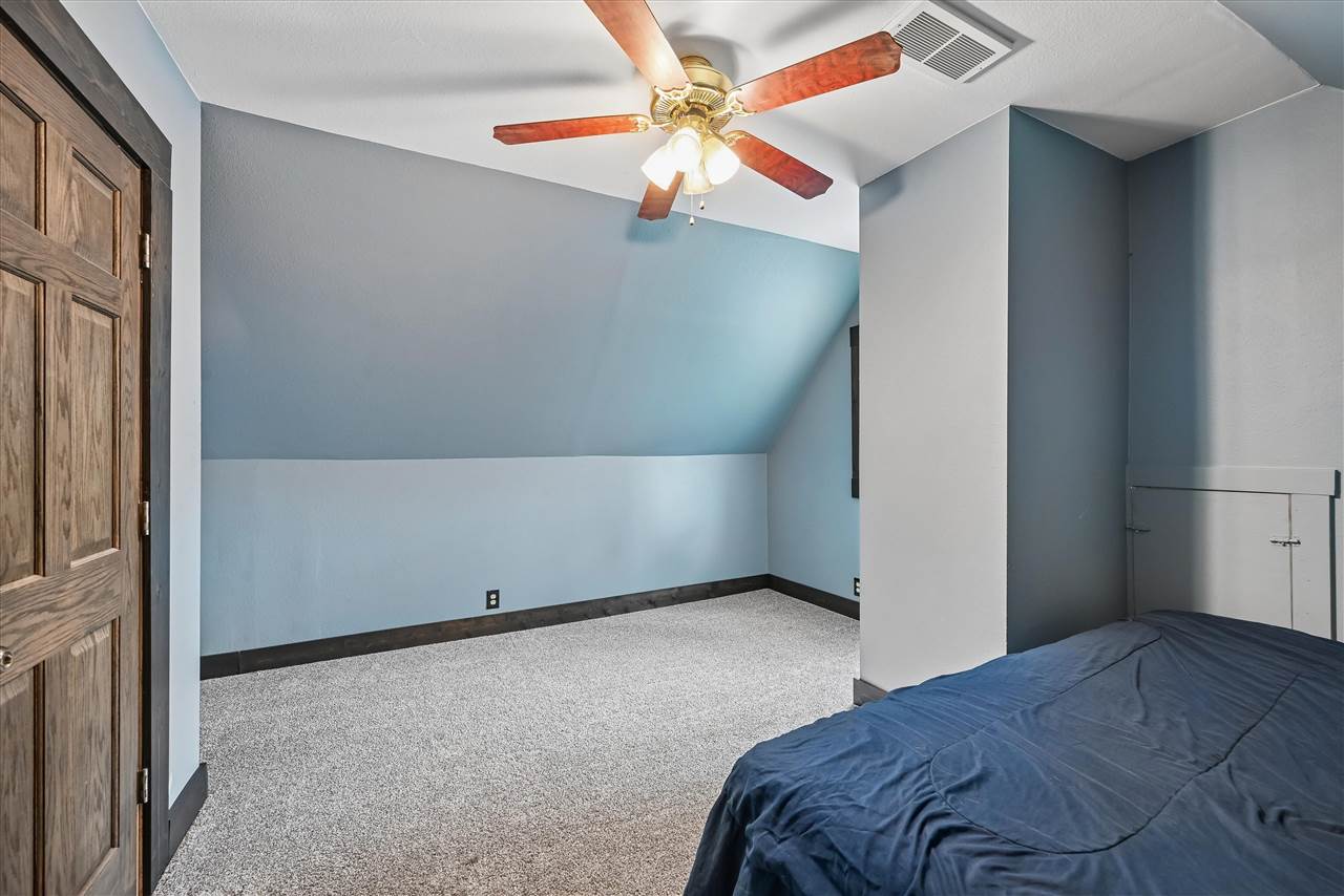 523 SW 6th Avenue Cedar Rapids IA 52404