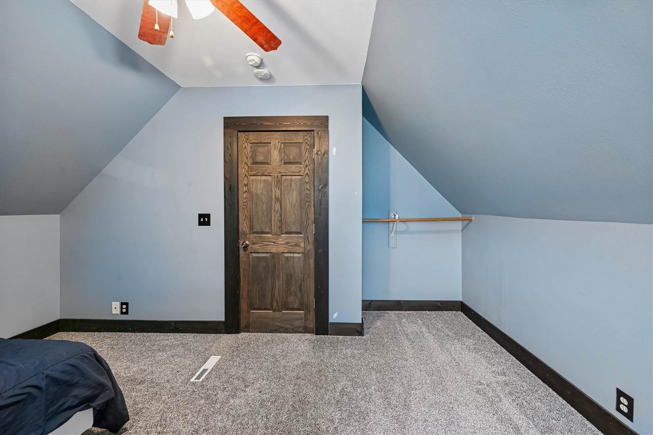 523 SW 6th Avenue Cedar Rapids IA 52404