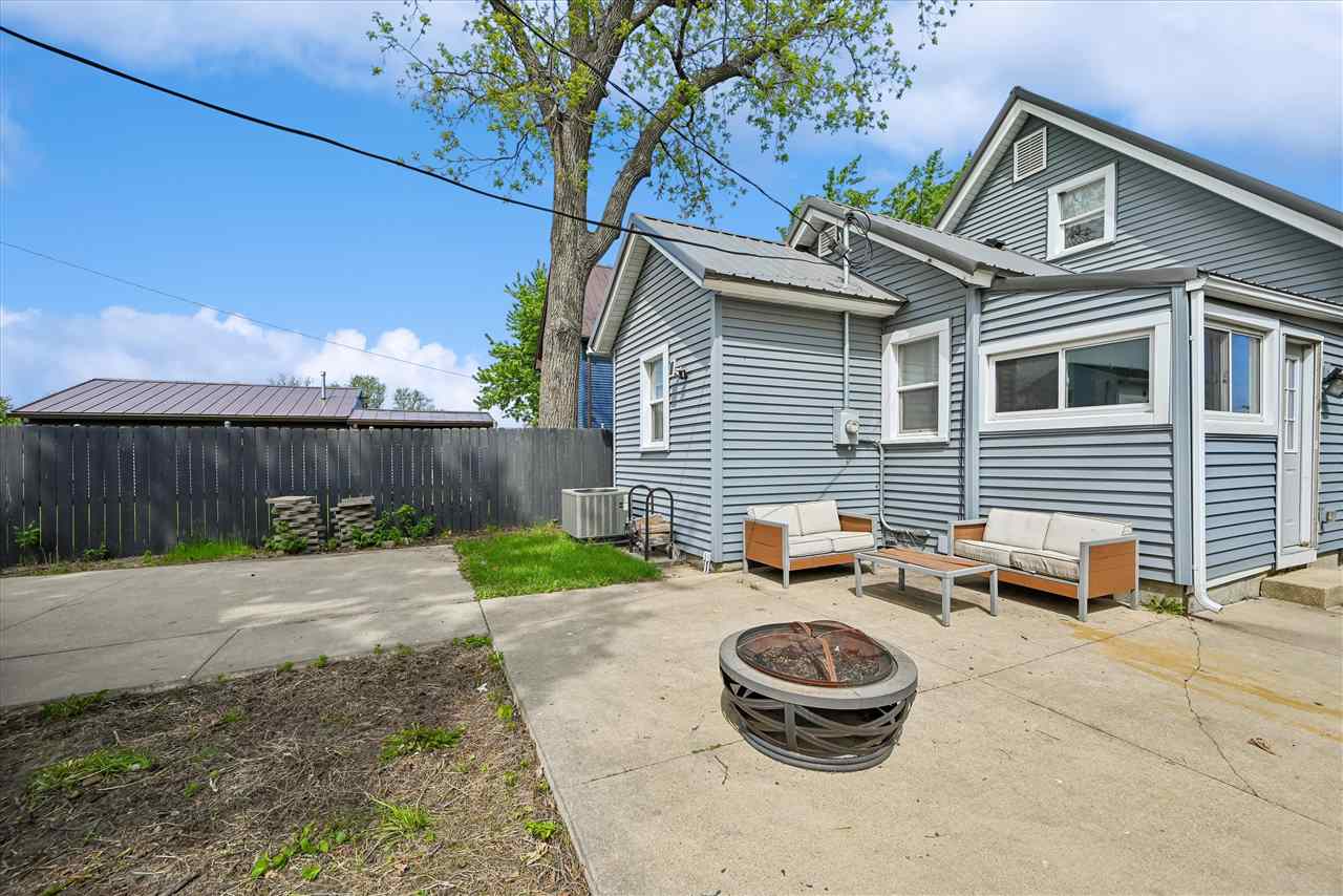 523 SW 6th Avenue Cedar Rapids IA 52404