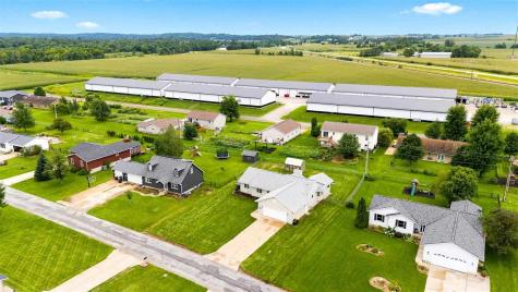 55 Thompson Drive Palo IA 52324