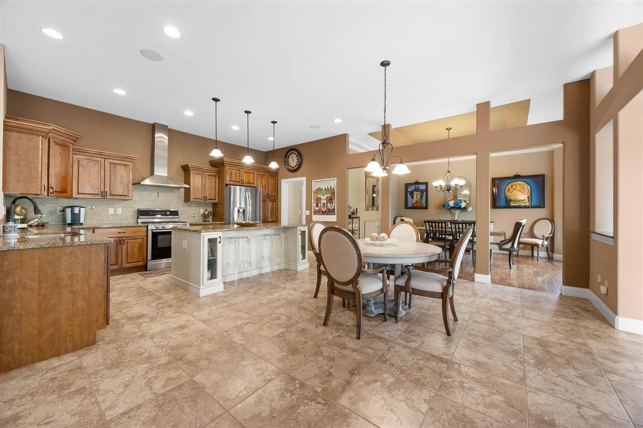 2907 High Bluff Drive Coralville IA 52241