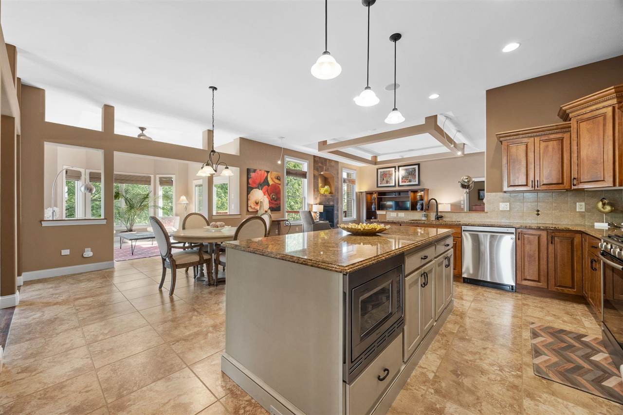 2907 High Bluff Drive Coralville IA 52241