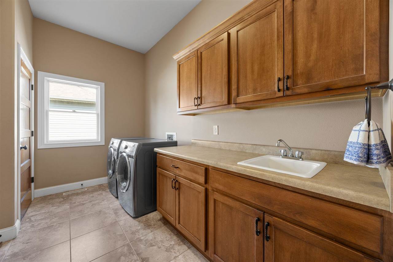 2907 High Bluff Drive Coralville IA 52241