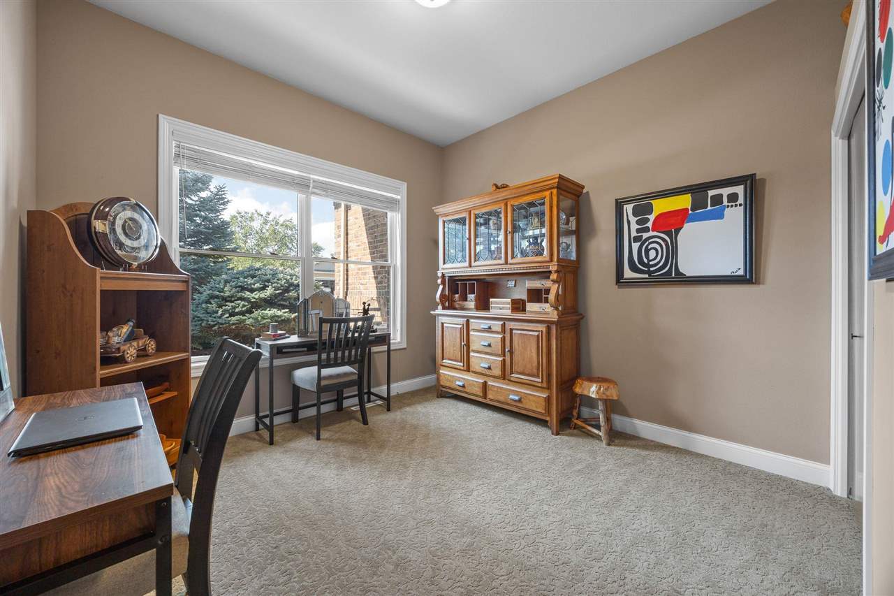 2907 High Bluff Drive Coralville IA 52241