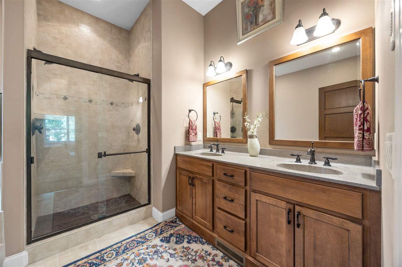 2907 High Bluff Drive Coralville IA 52241