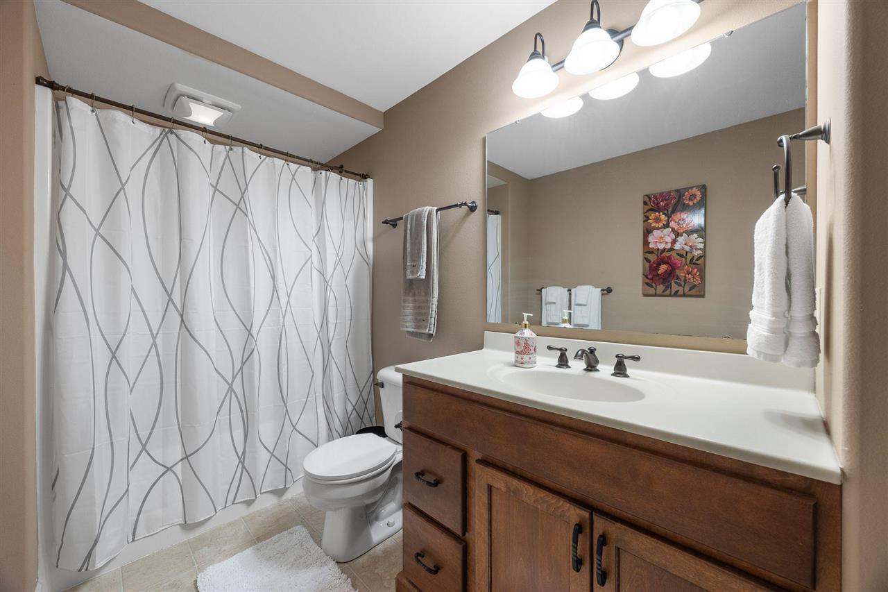 2907 High Bluff Drive Coralville IA 52241