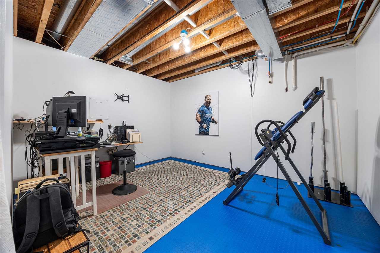 2907 High Bluff Drive Coralville IA 52241