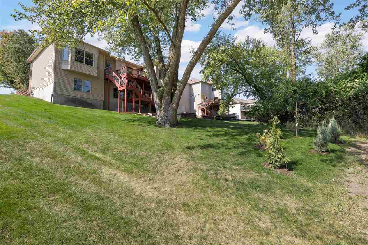 2907 High Bluff Drive Coralville IA 52241