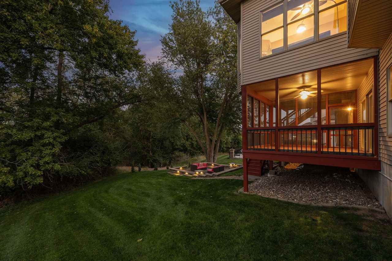 2907 High Bluff Drive Coralville IA 52241