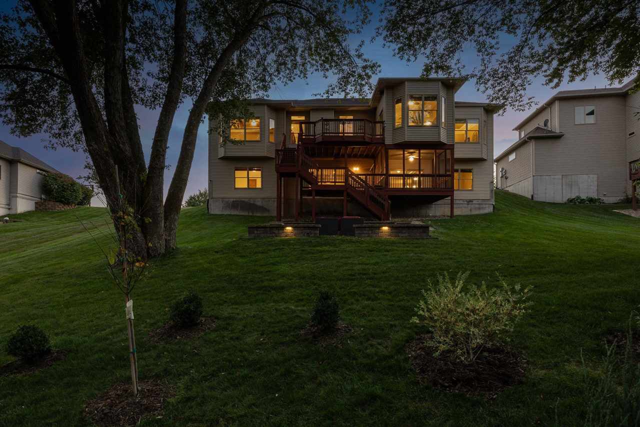 2907 High Bluff Drive Coralville IA 52241