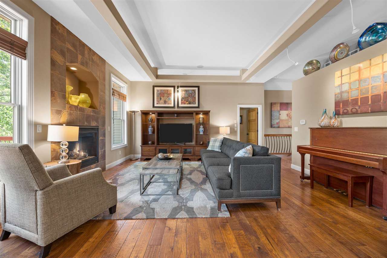 2907 High Bluff Drive Coralville IA 52241