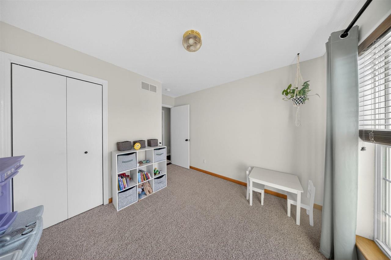 304 Nightingale Drive Tiffin IA 52340