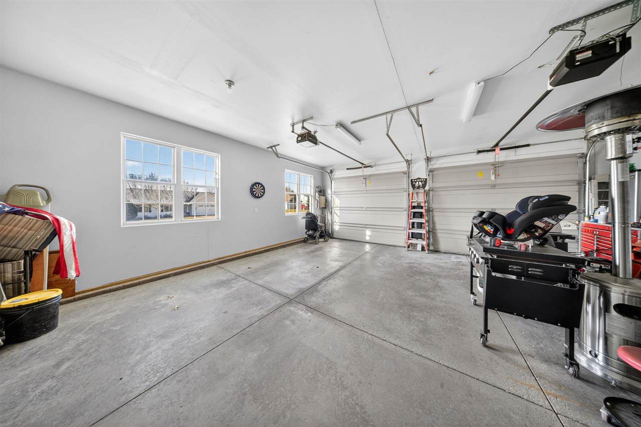 304 Nightingale Drive Tiffin IA 52340