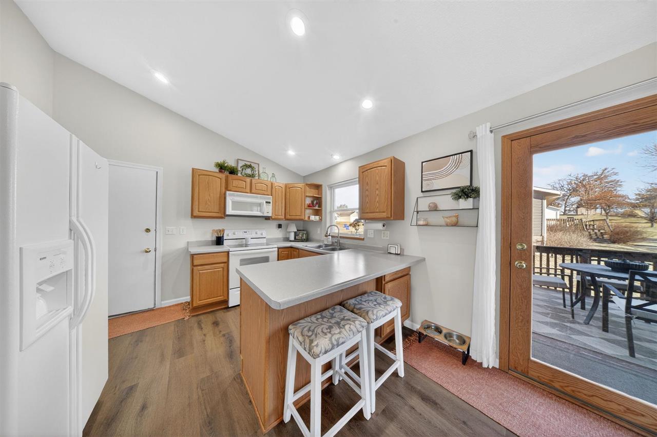 304 Nightingale Drive Tiffin IA 52340