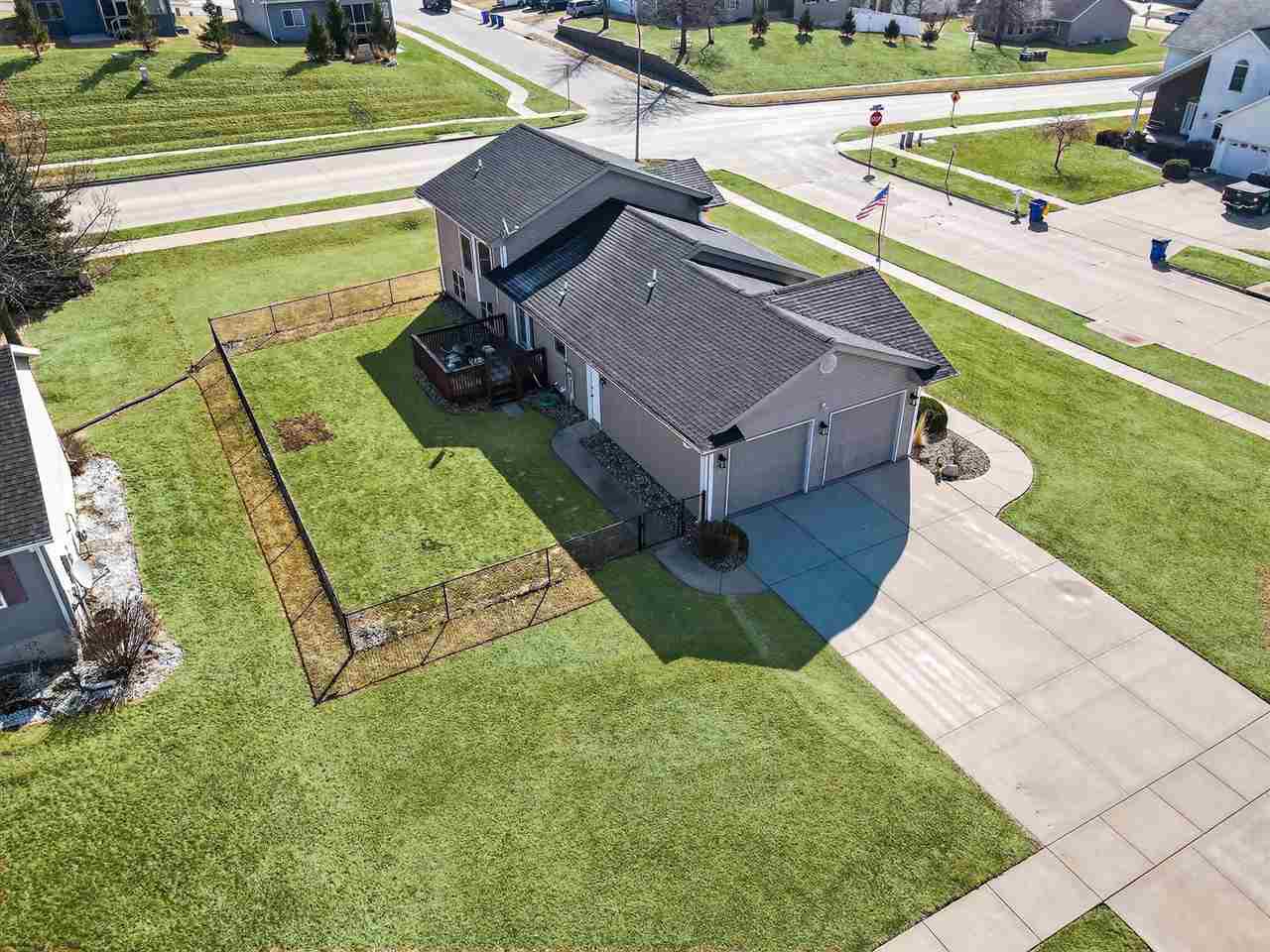 304 Nightingale Drive Tiffin IA 52340