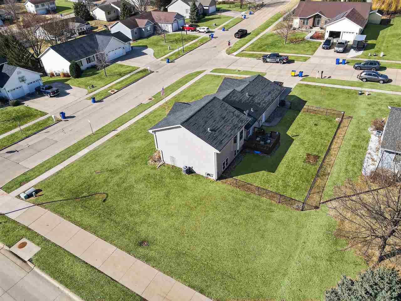 304 Nightingale Drive Tiffin IA 52340