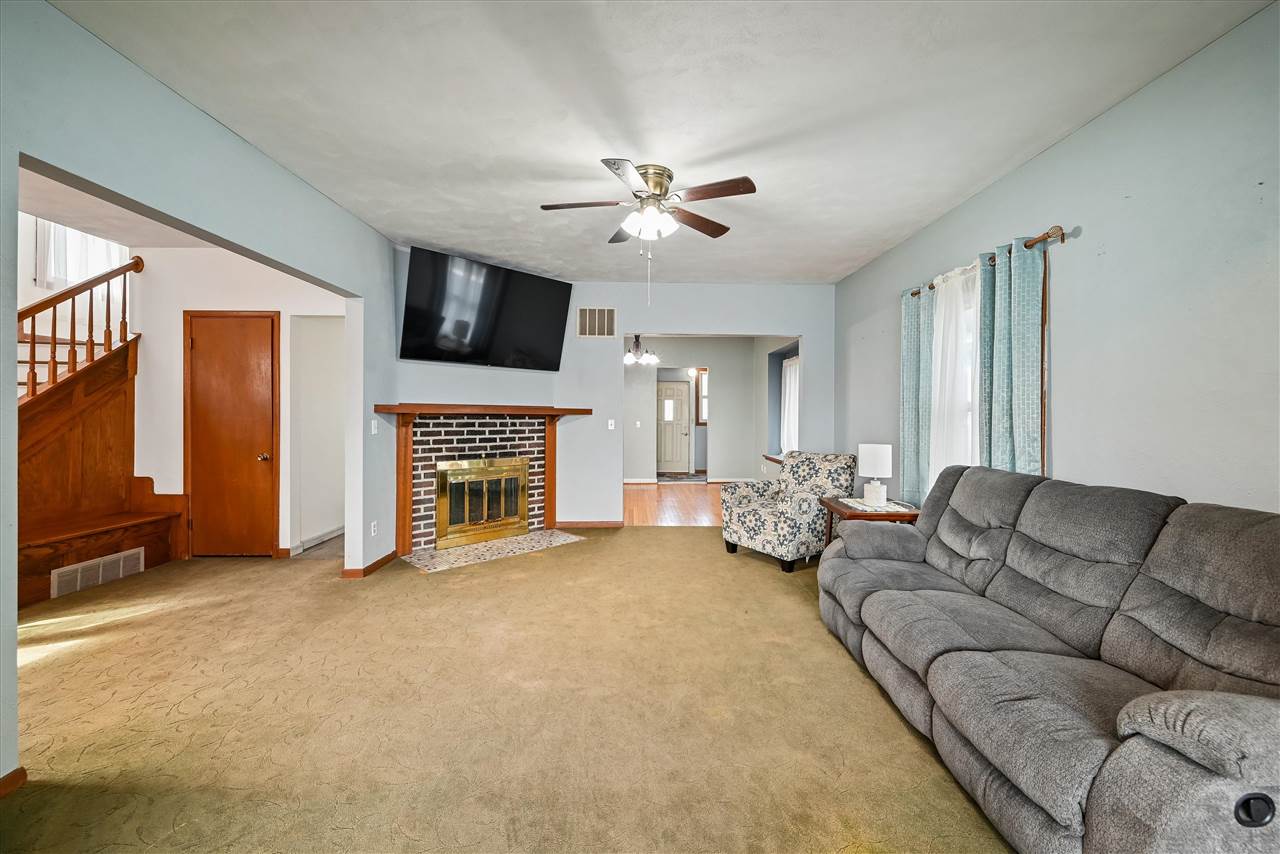304 South Street Urbana IA 52345