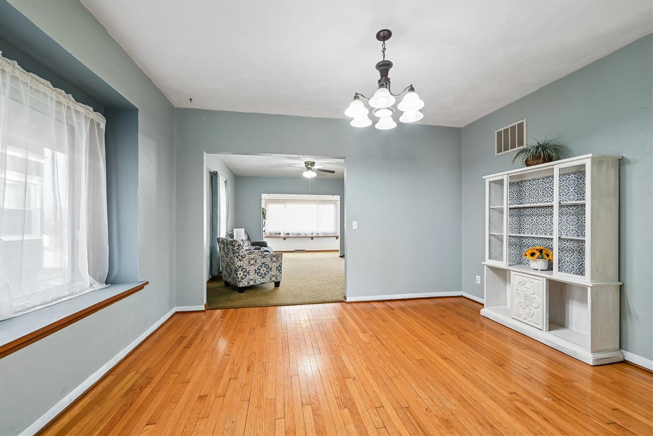 304 South Street Urbana IA 52345