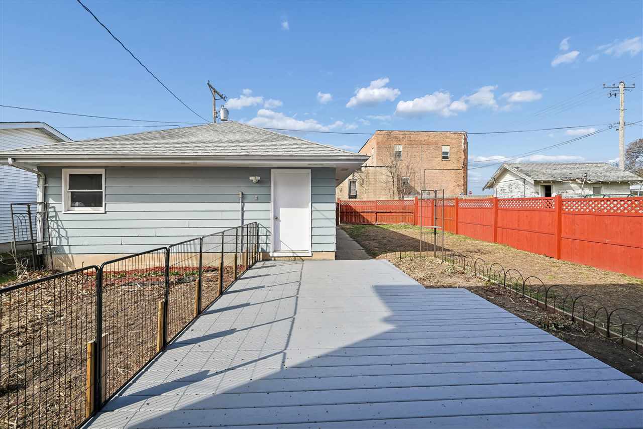 304 South Street Urbana IA 52345