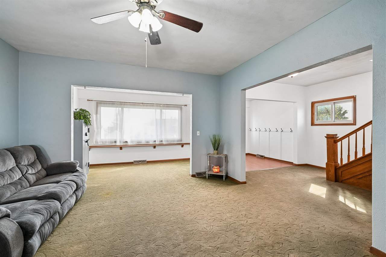 304 South Street Urbana IA 52345