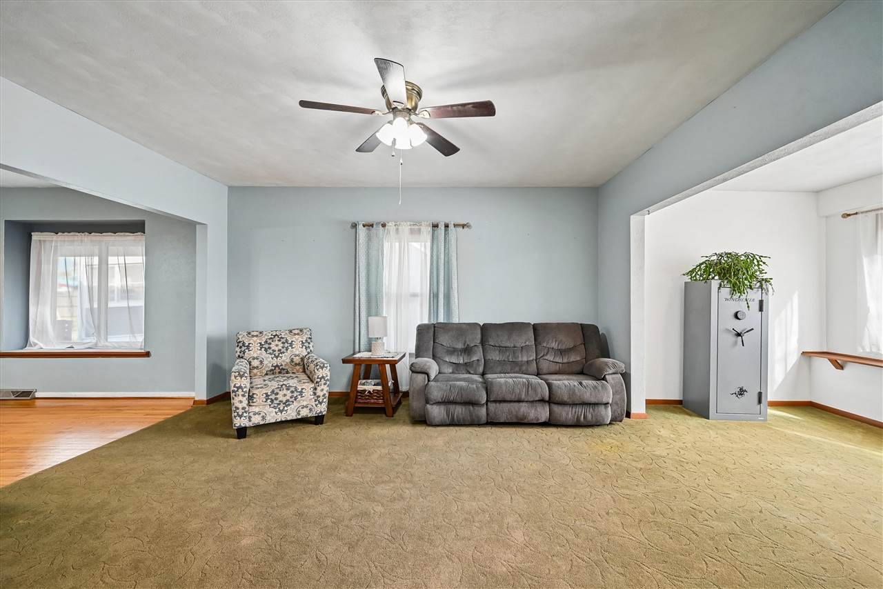 304 South Street Urbana IA 52345