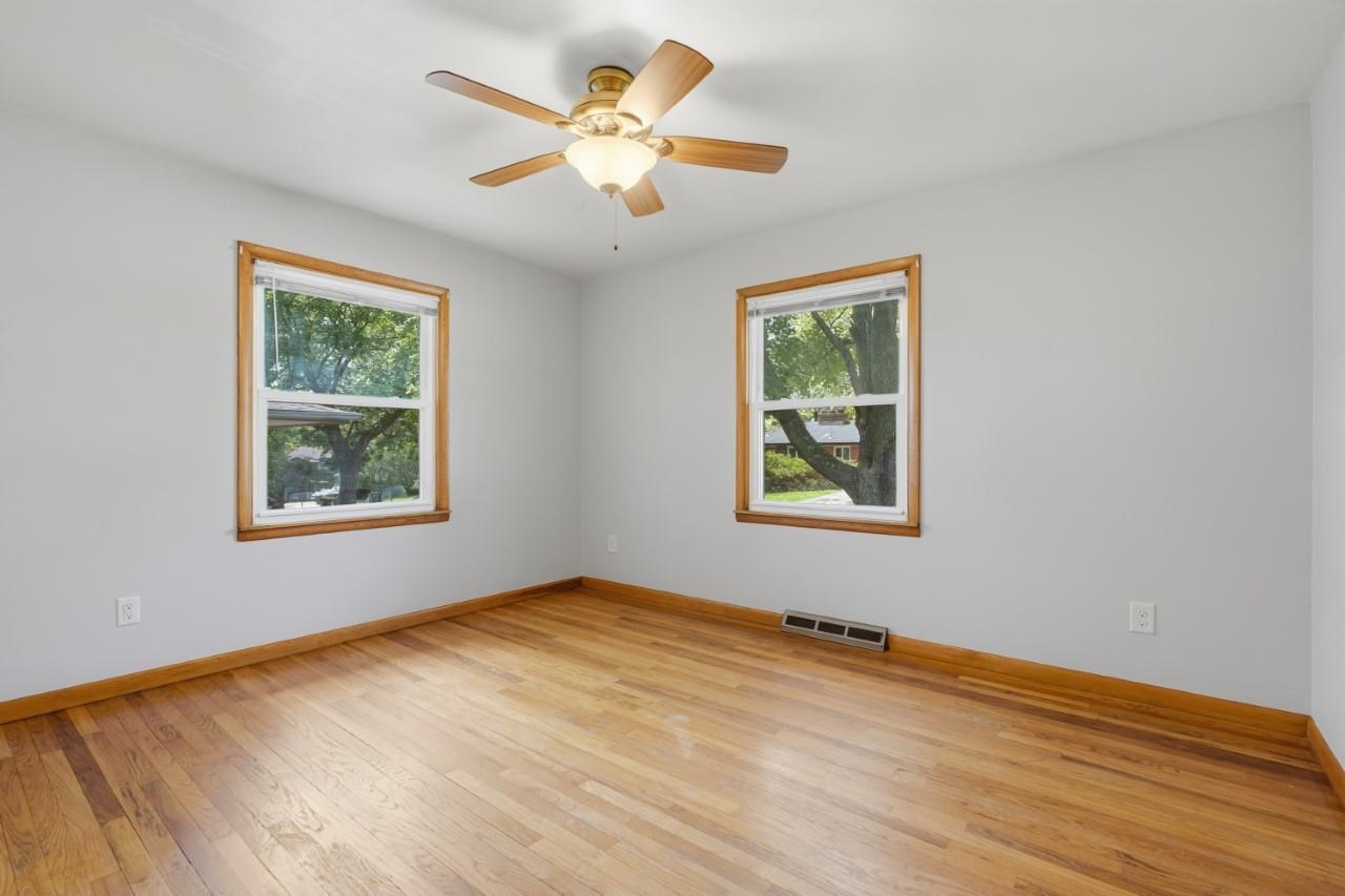 1016 Tower Court Iowa City IA 52246