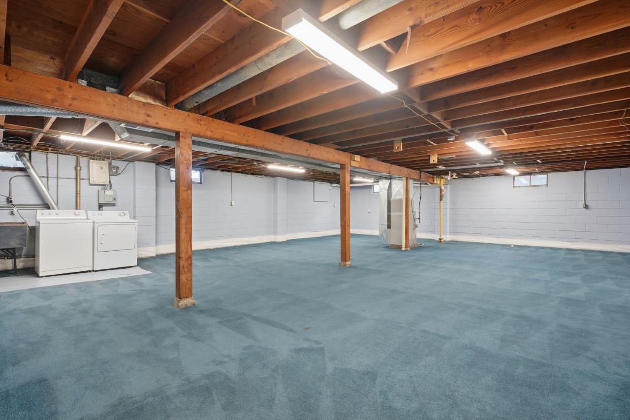 1016 Tower Court Iowa City IA 52246
