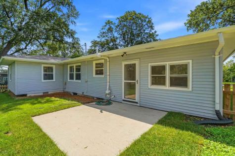 1016 Tower Court Iowa City IA 52246