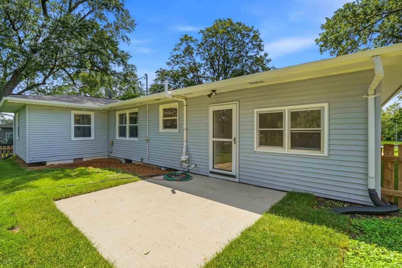 1016 Tower Court Iowa City IA 52246