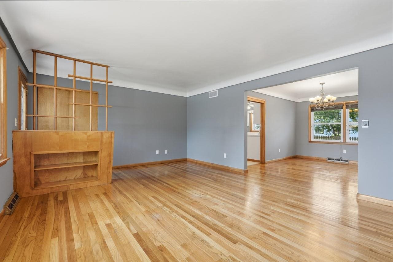 1016 Tower Court Iowa City IA 52246
