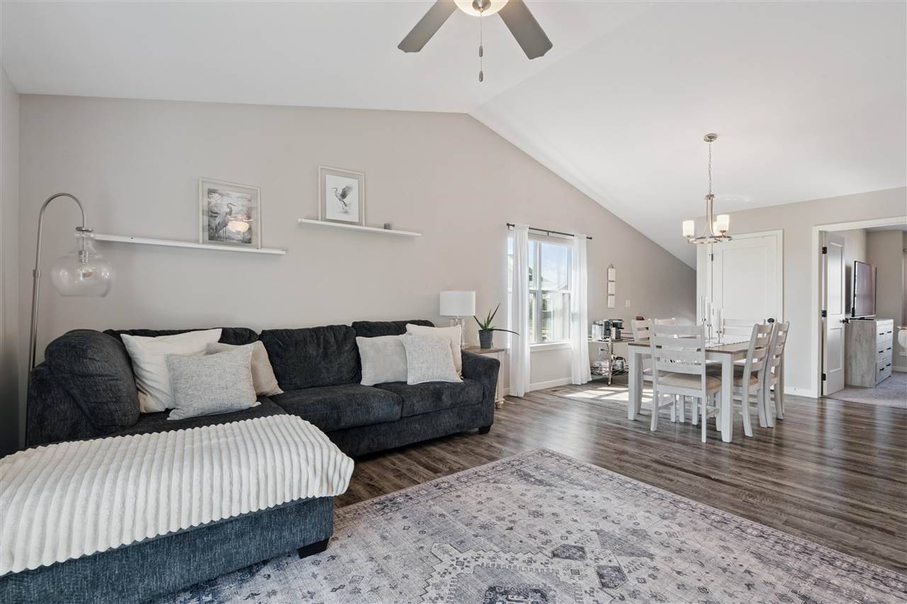 388 Tanglewood Drive Solon IA 52333