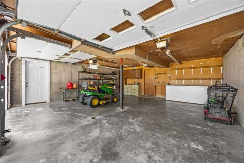 357 Spring Creek Road Mt Vernon IA 52314