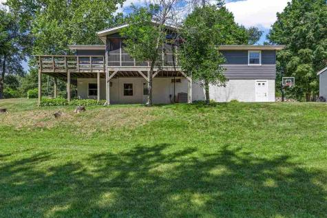 357 Spring Creek Road Mt Vernon IA 52314