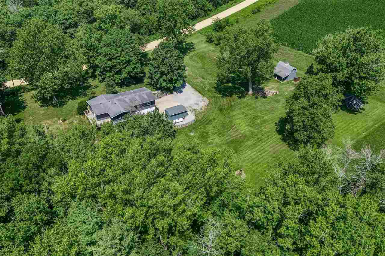 357 Spring Creek Road Mt Vernon IA 52314
