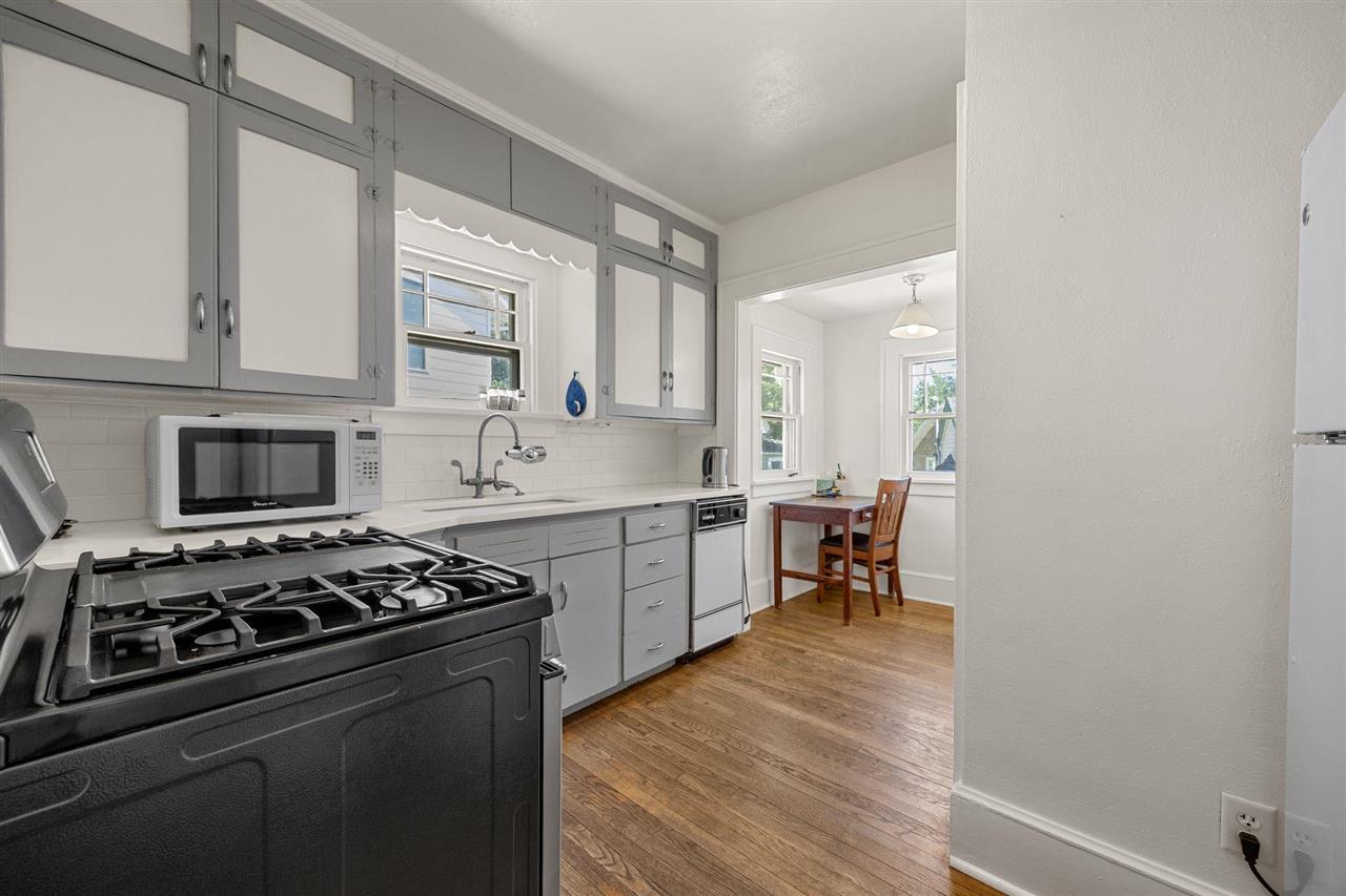 114 Highland Drive Iowa City IA 52246