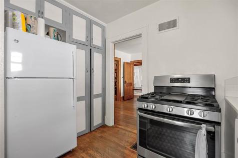 114 Highland Drive Iowa City IA 52246