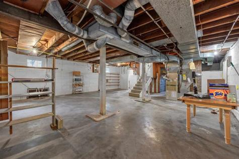 114 Highland Drive Iowa City IA 52246