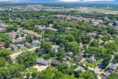 114 Highland Drive Iowa City IA 52246