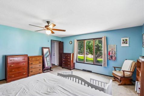 528 W Marion Street Marengo IA 52301