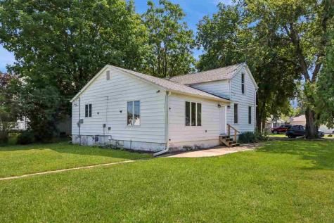 528 W Marion Street Marengo IA 52301
