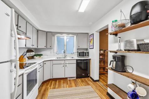 528 W Marion Street Marengo IA 52301