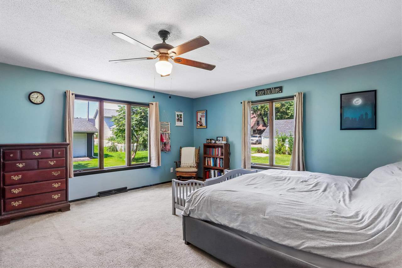 528 W Marion Street Marengo IA 52301