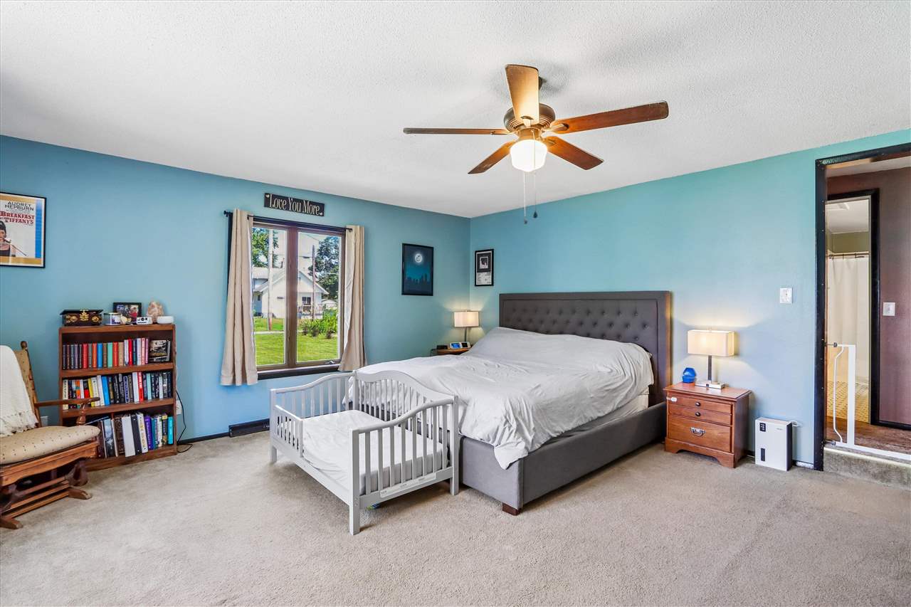 528 W Marion Street Marengo IA 52301