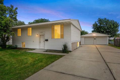 5635 Cornell Street SW Cedar Rapids IA 52404